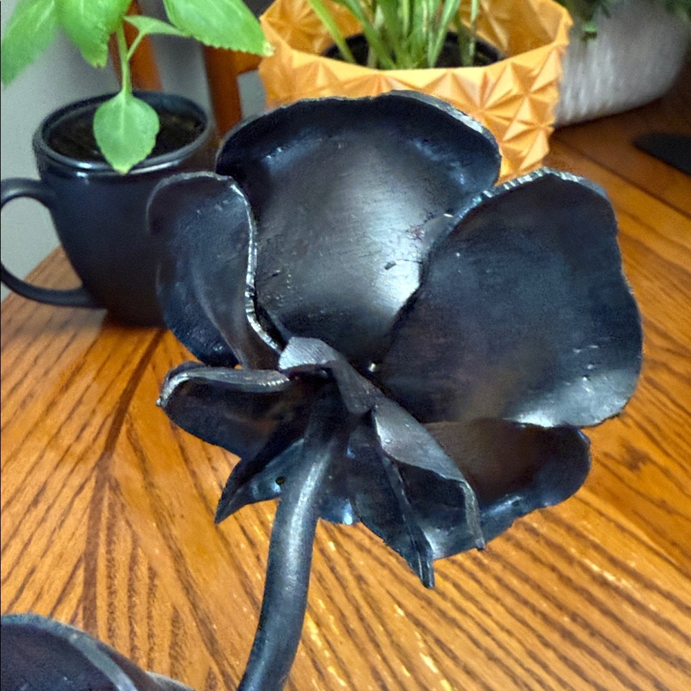 Welded Black Metal Steel Rose Hand-Forged Sculpture Blacksmith Metalwork - Picture 8 of 15